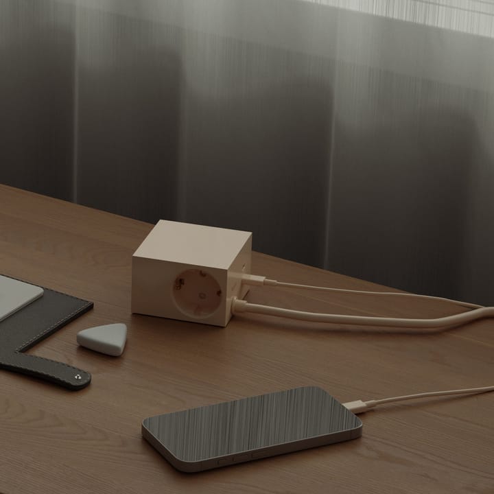 Cuboid+ stopcontact USB-C 30W 2 m, Pearled Ivory Kord