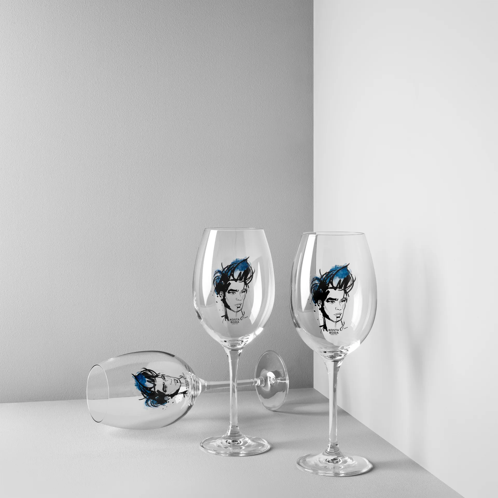 All about you wijnglas 52 cl 2 pack, miss him (blauw) Kosta Boda