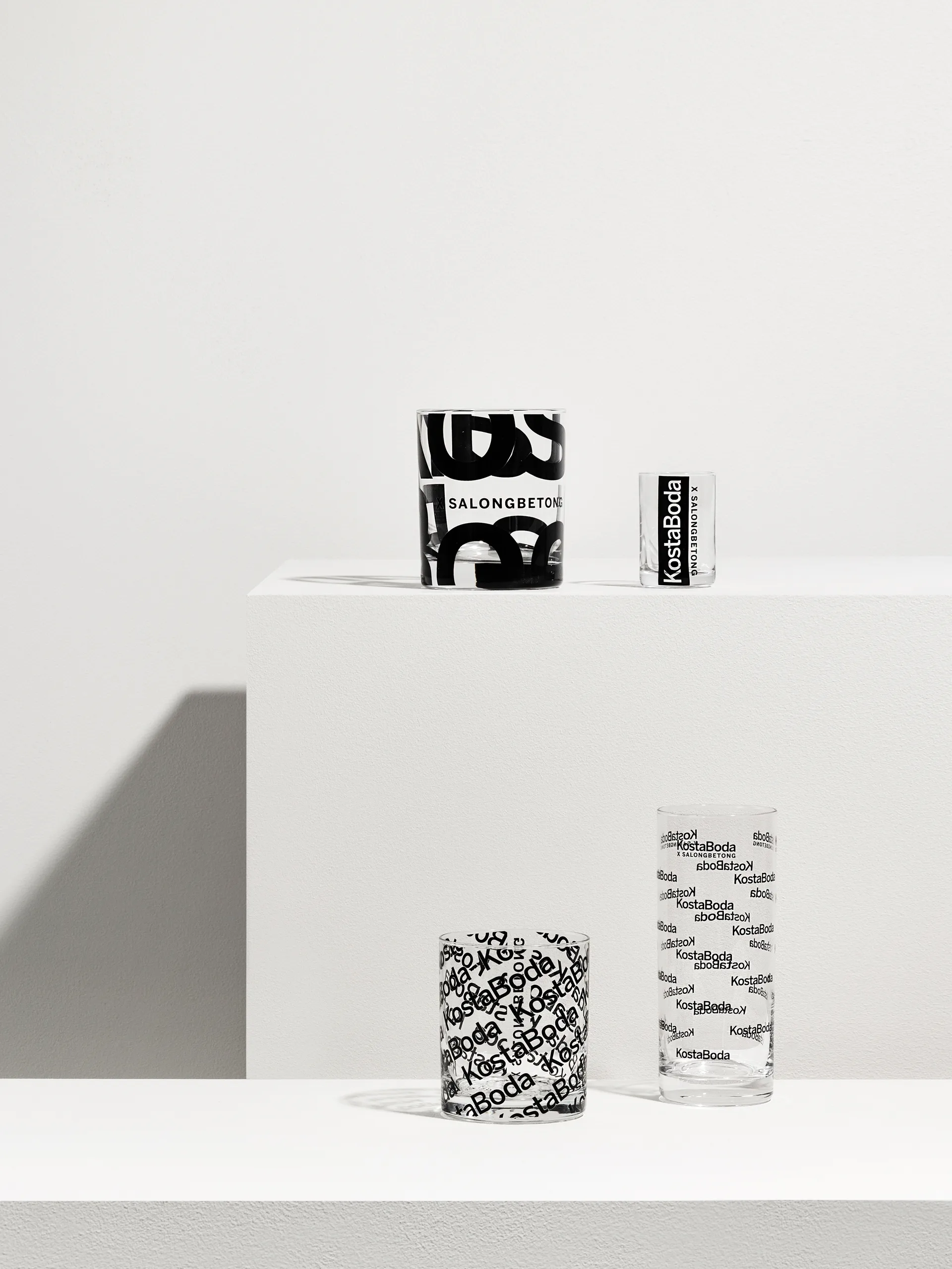 Salong Betong DOF glas 35 cl 2-pack, Transparant-zwart Kosta Boda