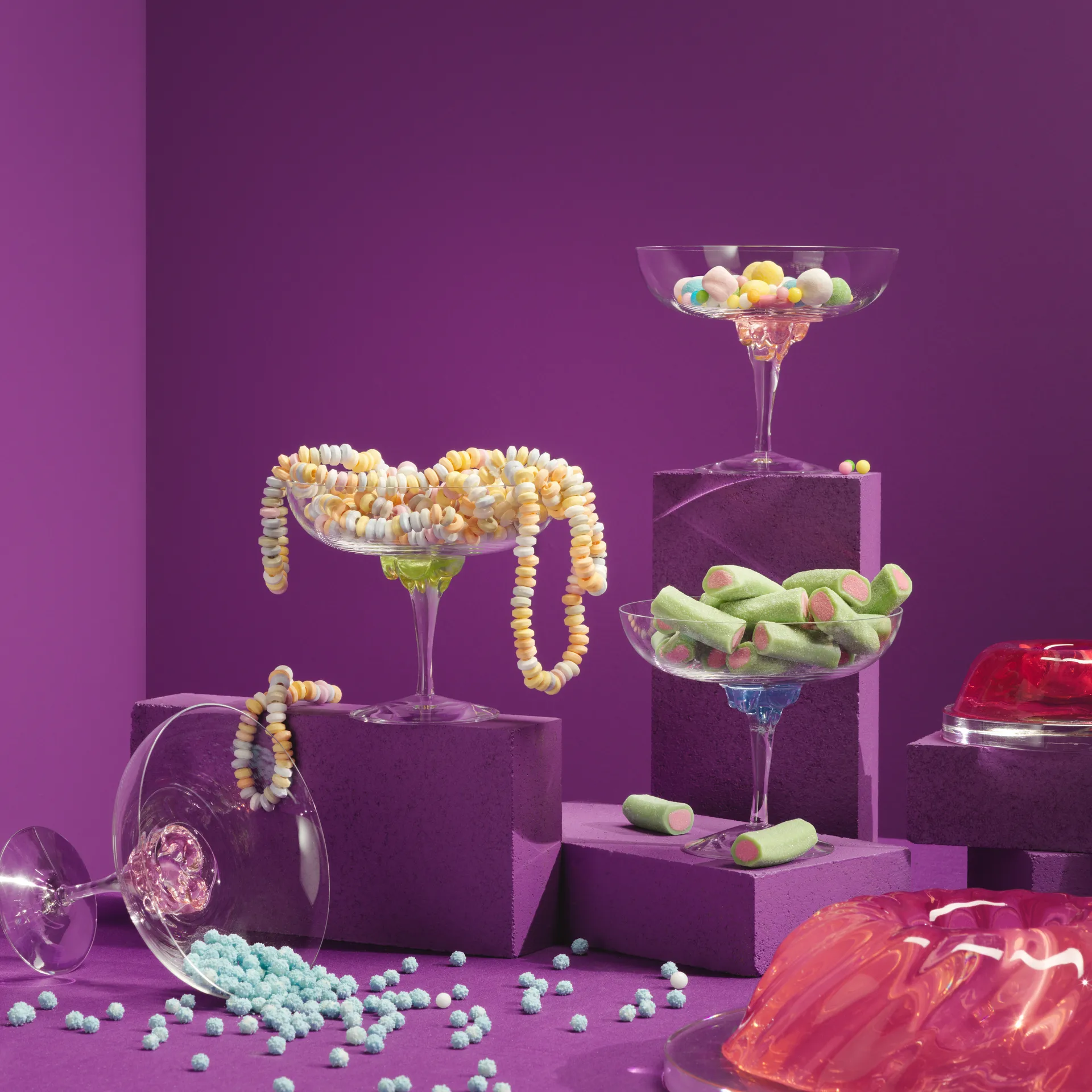 Sugar Dandy coupeglas 32 cl, Roze Kosta Boda