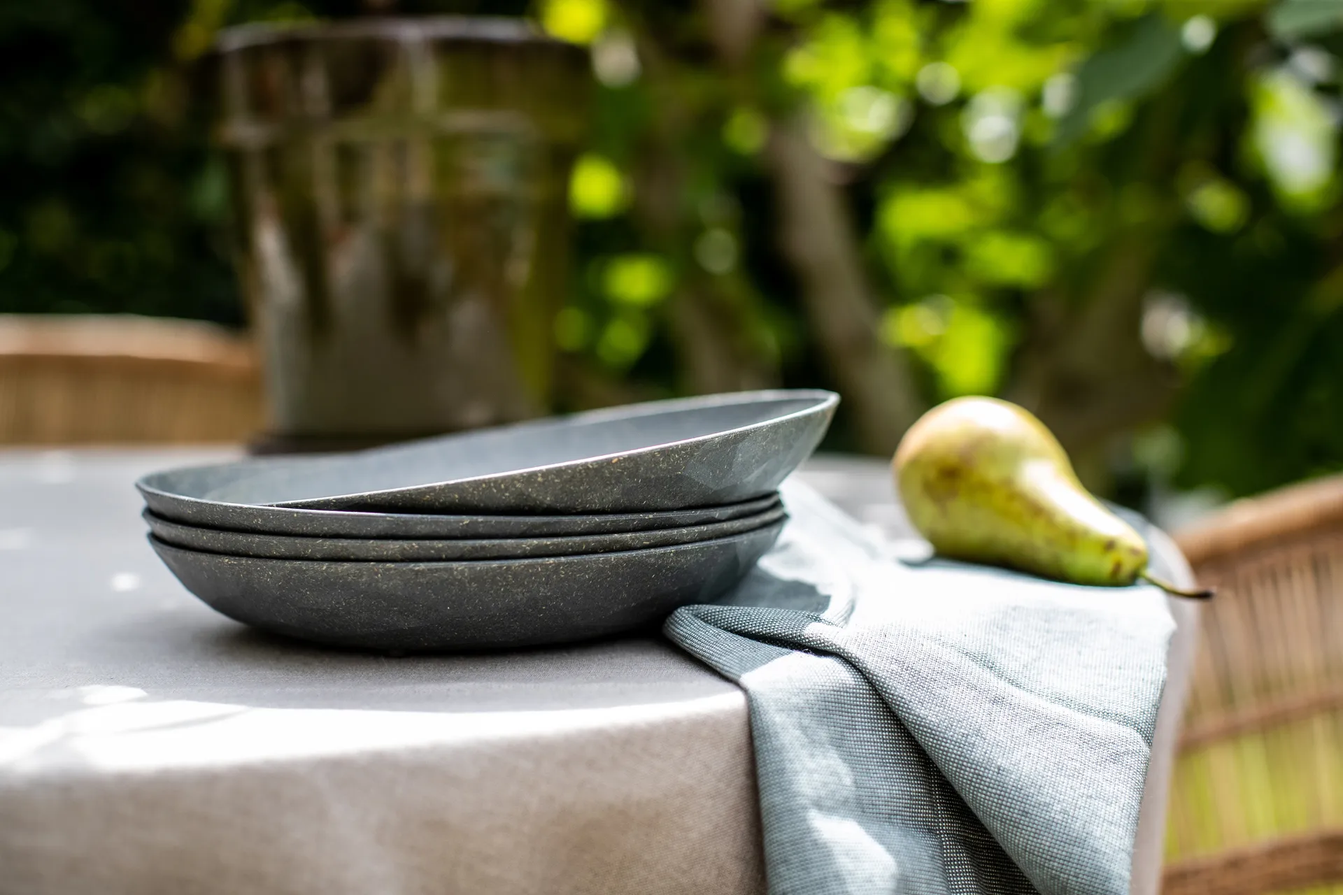 Club diepe schaal Ø22 cm 4-pack biocirk thermoplast, Nature ash grey Koziol