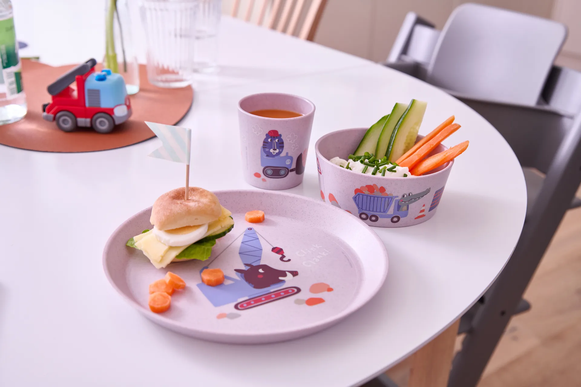 Connect kinderservies 3-delig, Vrachtwagens Koziol