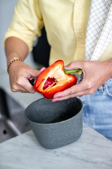 Connect schaal met deksel 1 L biocirculaire thermoplast - Nature ash grey - Koziol