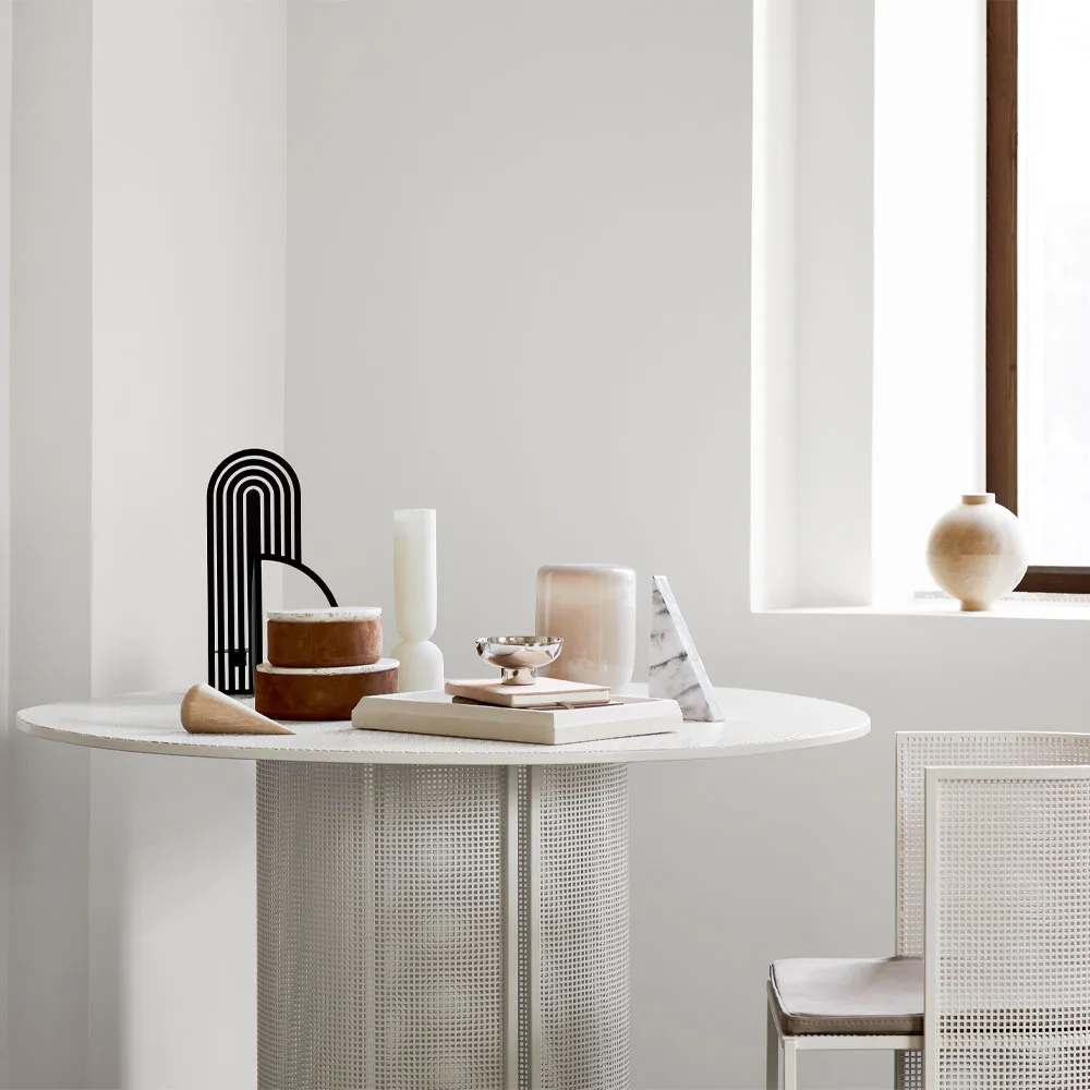 Bauhaus eettafel, black Kristina Dam Studio