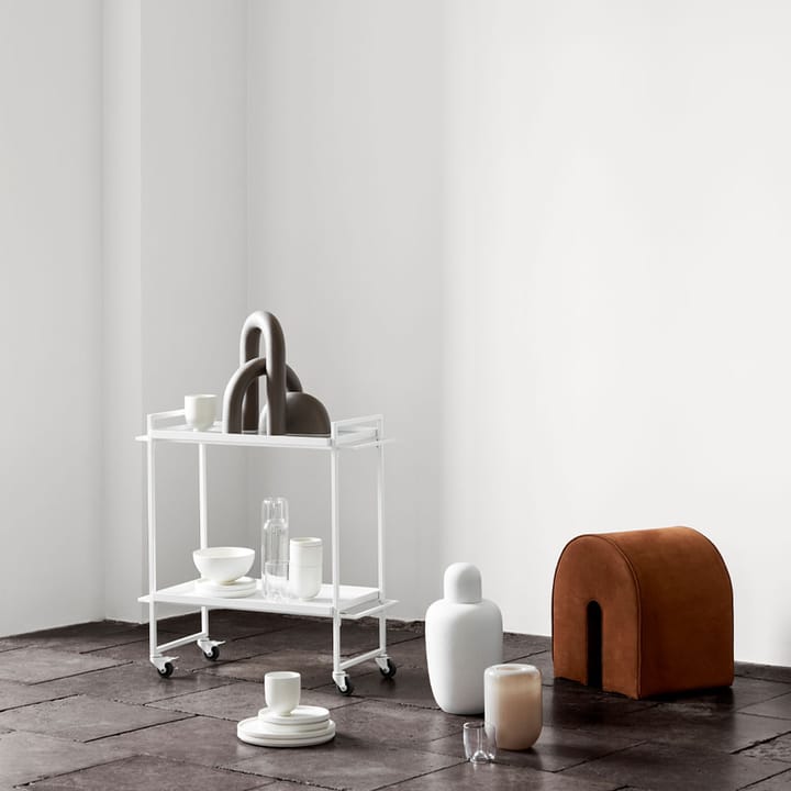 Curved zitpoef, leer black Kristina Dam Studio