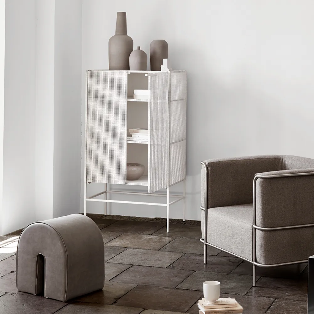 Dome vaas, grey engobe, xs Kristina Dam Studio