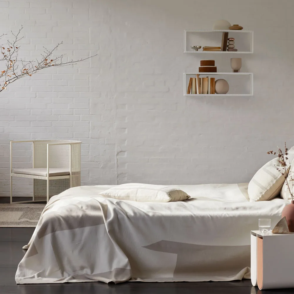 Grid wandrek, white Kristina Dam Studio