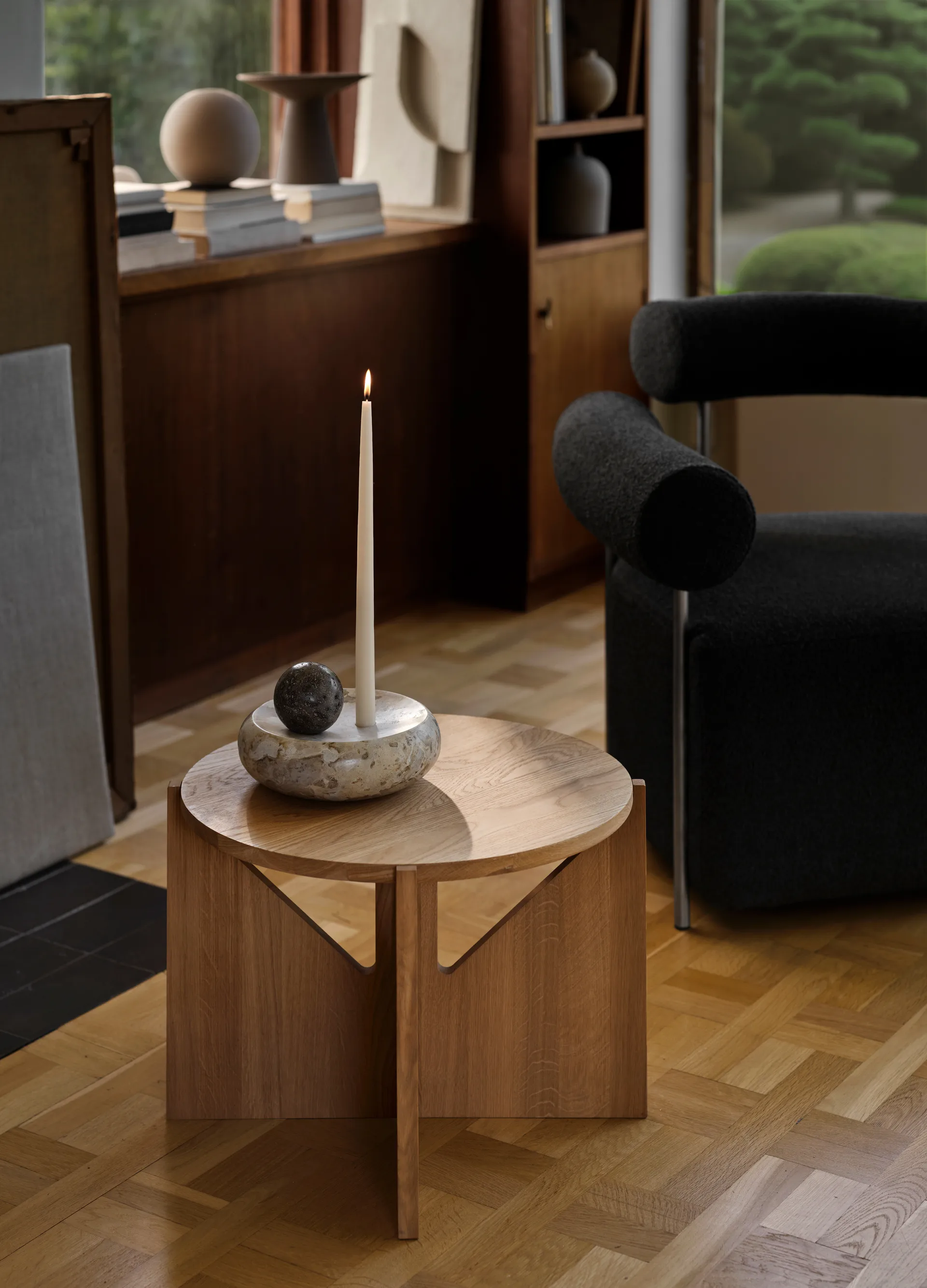 Simple salontafel Ø52 cm, Warm gelakt eikenhout Kristina Dam Studio