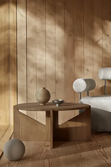 Simple XL salontafel Ø78 cm - Warm gelakt eikenhout - Kristina Dam Studio