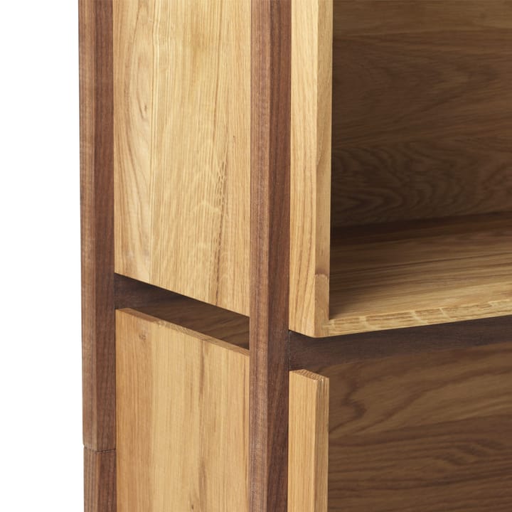 Stack plank, oak, single, donkergeoliede walnoothouten poten Kristina Dam Studio