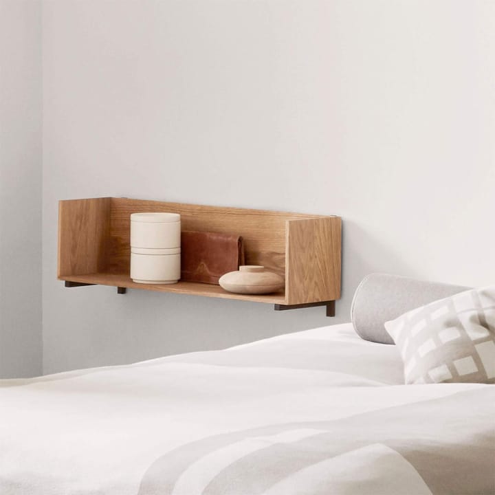 Stack wandplank, oak, console van donkergeolied walnoothout Kristina Dam Studio