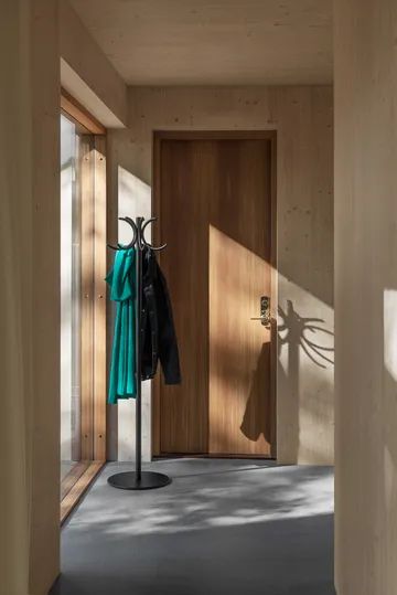 S70-12 kapstok - Zwart textuur - Lammhults