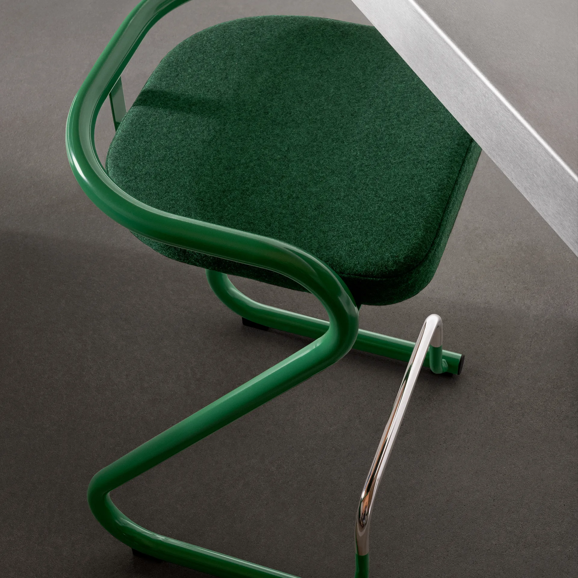 S70-3 barkruk, Elmo Nordic leer Zwart - chromen onderstel Lammhults