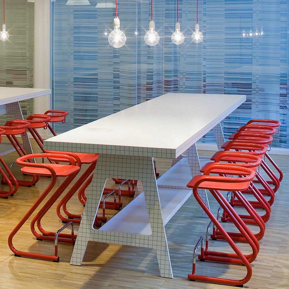 S70-3 barkruk, Zwart-zwart Lammhults