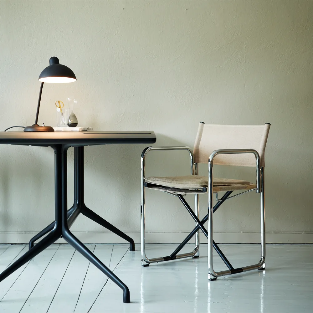 X75-2 stoel met armleuningen, Zwart-chroom Lammhults