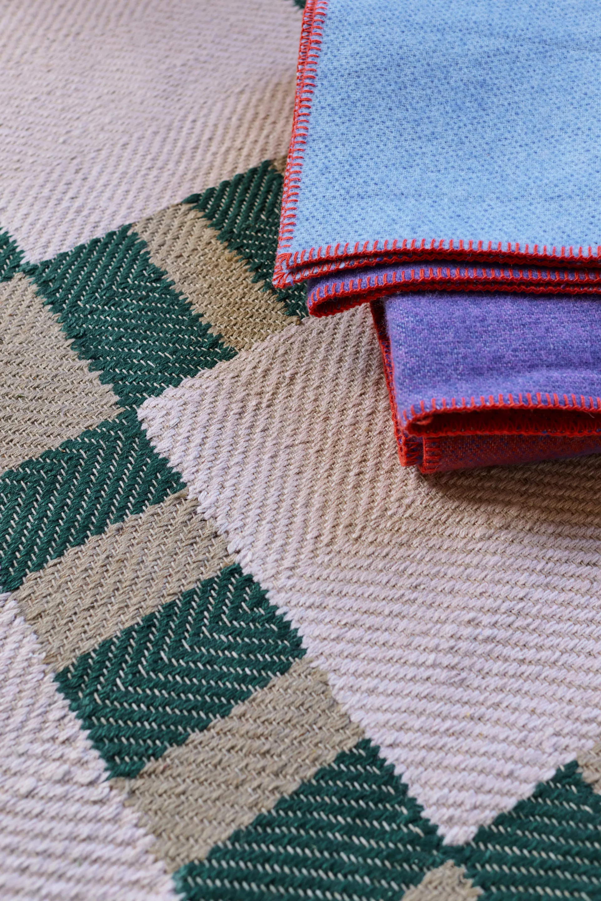 Evelina Kroon jute vloerkleed 180x270 cm, Korean chives Layered