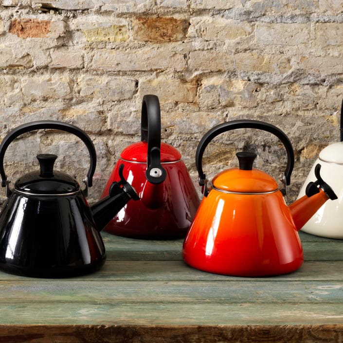 Le Creuset fluitketel Kone, Oranjerood Le Creuset