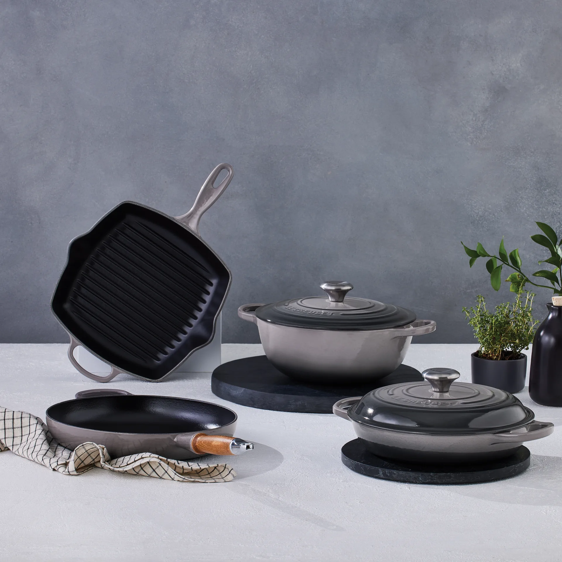 Le Creuset Signature koekenpan houten handvat 28 cm, Flint Le Creuset