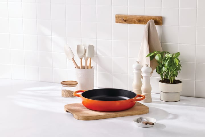 Signature Everyday pan 28 cm, Flame Le Creuset