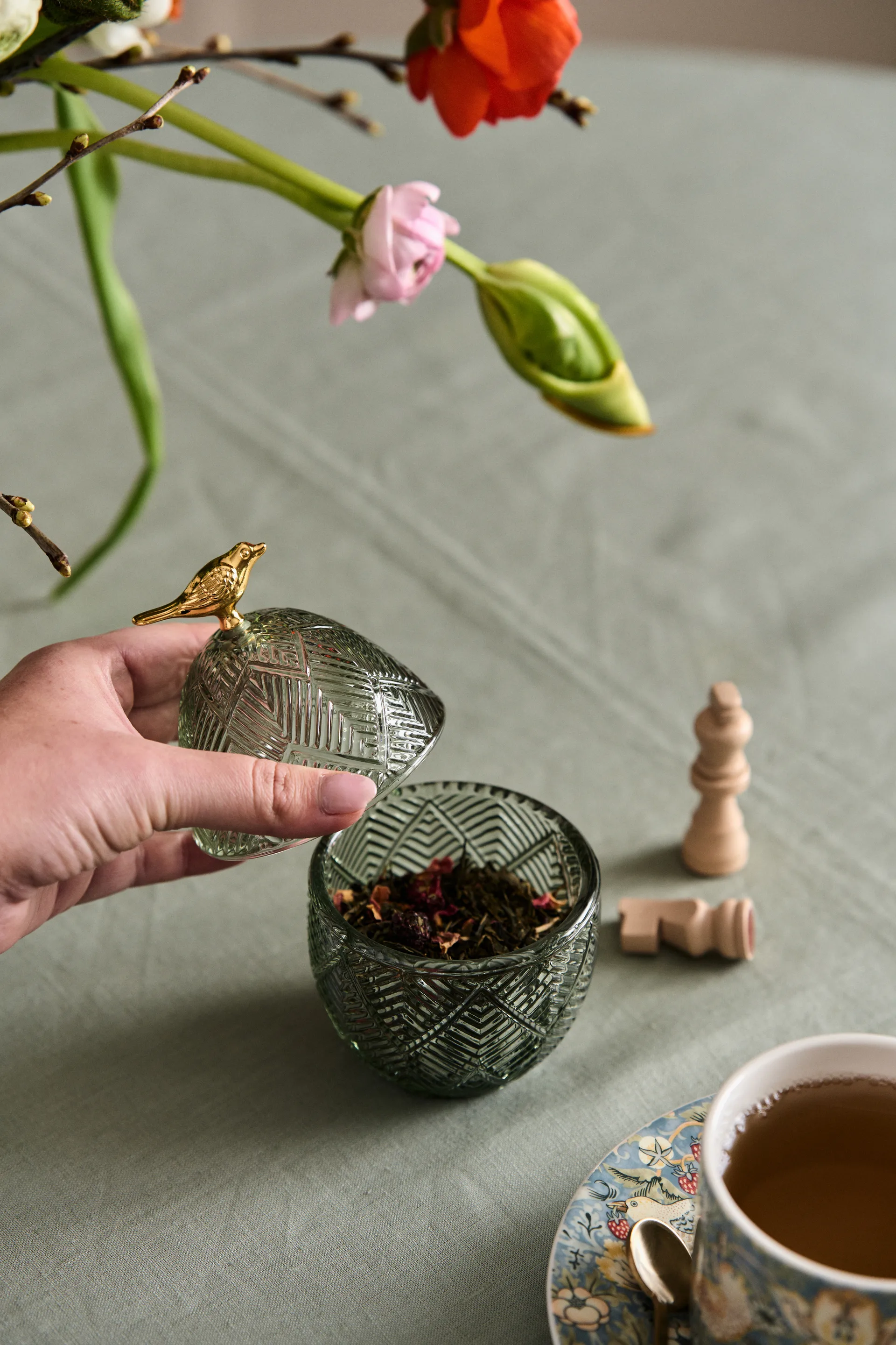 Esmia paasei 15 cm, Green-light gold Lene Bjerre