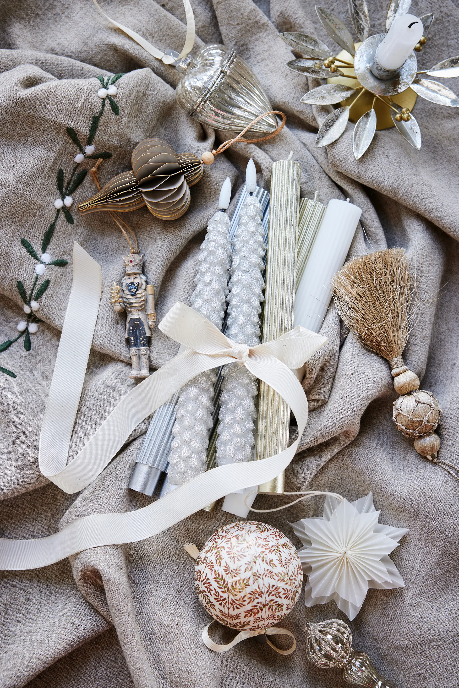 Livissia kroonkaars 24,5 cm 2-pack, Wit Lene Bjerre