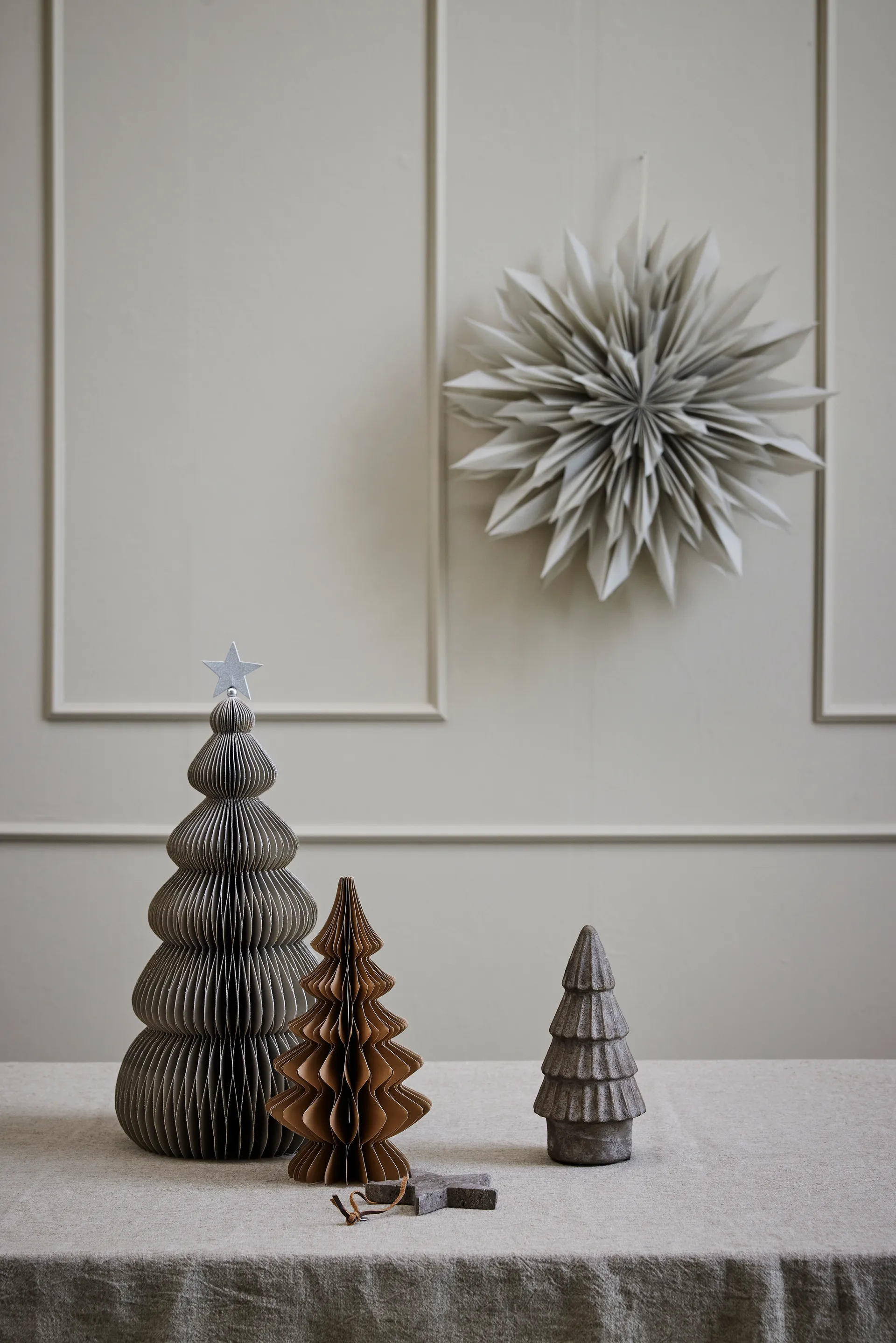 Palisia decoratiester Ø40 cm, Lichtgrijs Lene Bjerre