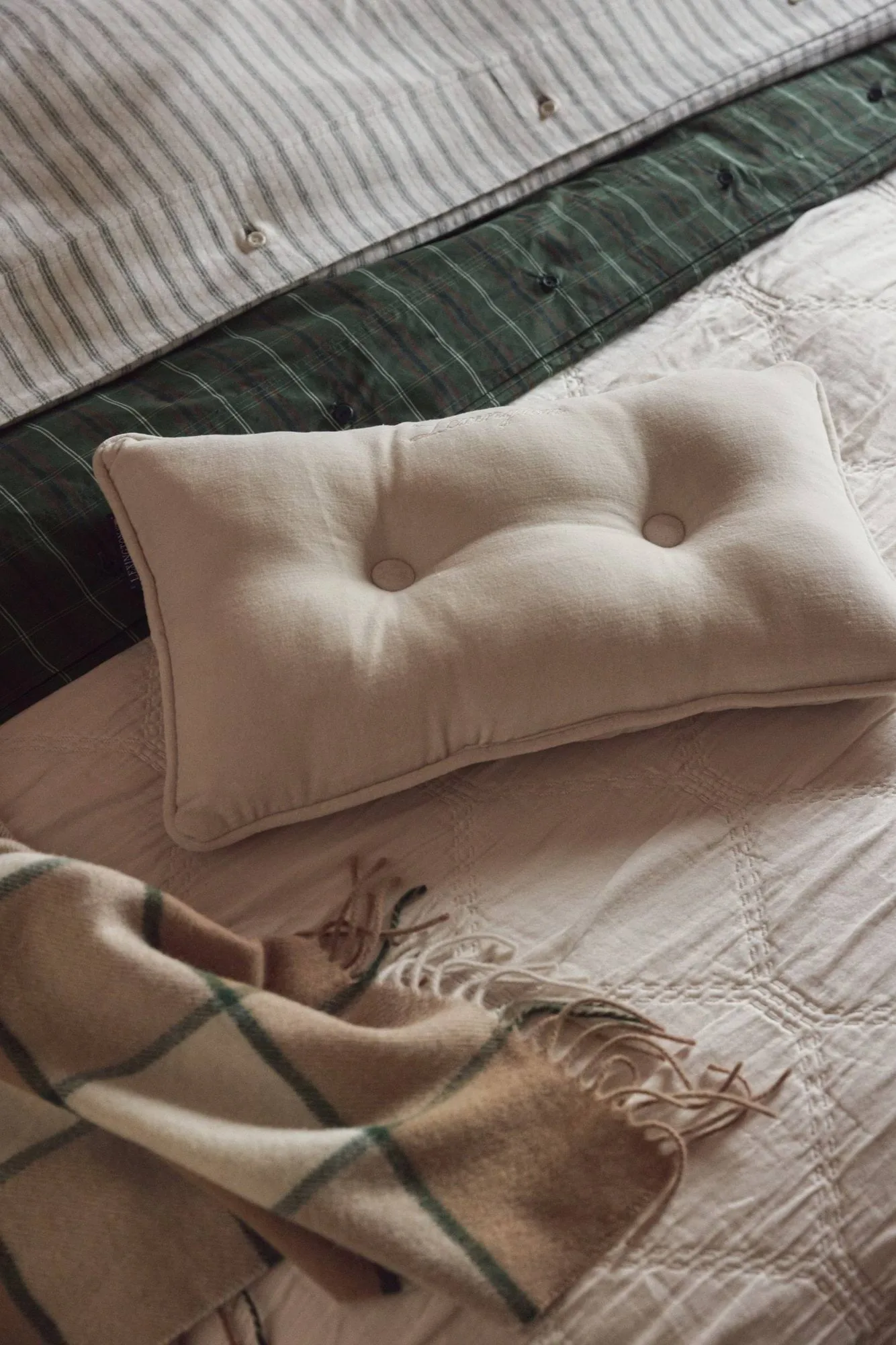 Checked Recycled Wool plaid 130x170 cm, Beige-Light beige-green Lexington