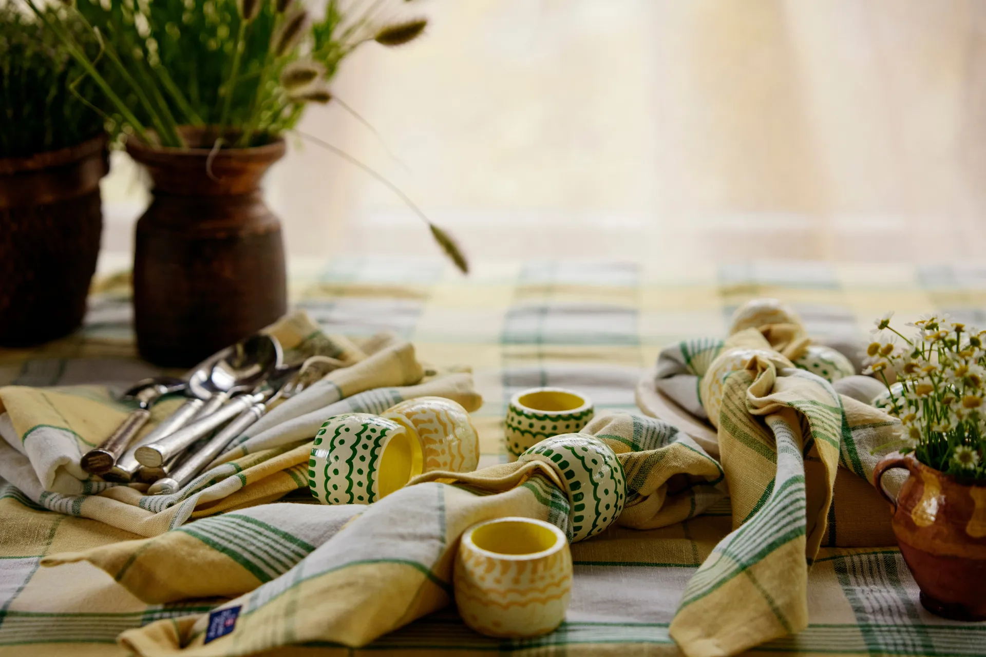 Easter Linen/Cotton tafelkleed 150x250 cm, Yellow-green Lexington