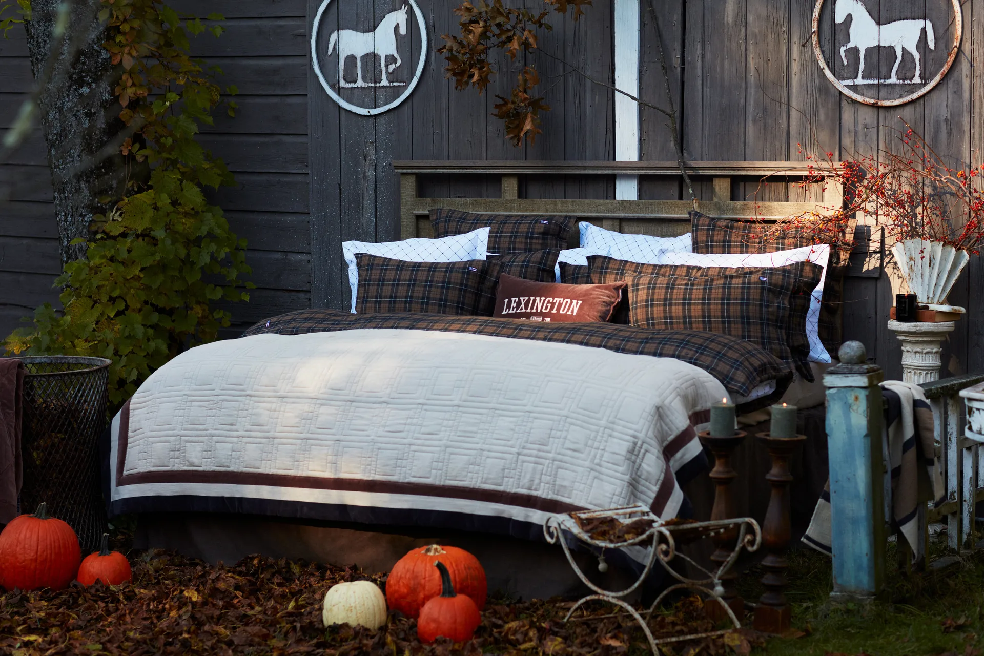 Graphic Quilted Organic Cotton sprei 240x260 cm, Light beige-brown-dark gray Lexington