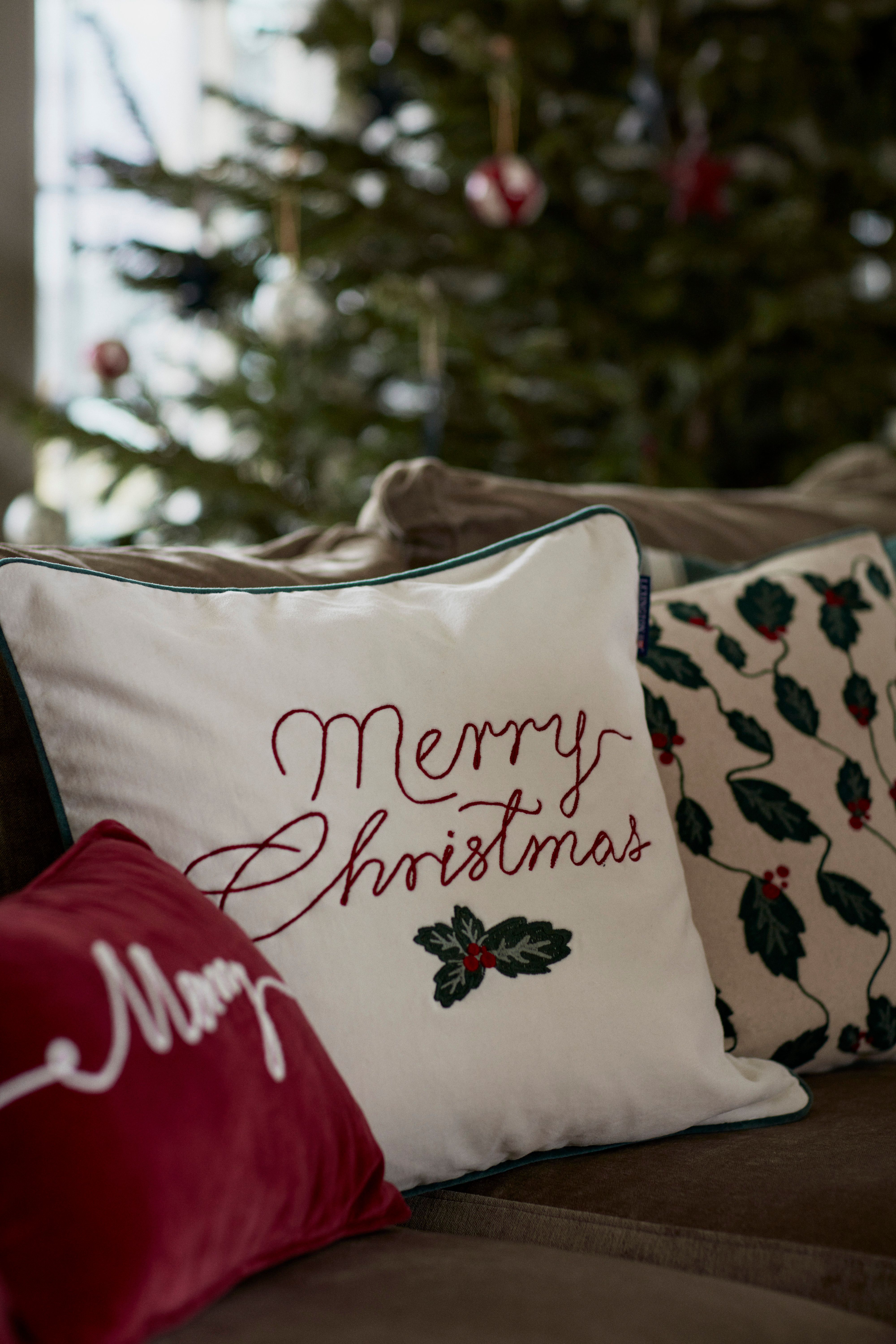 JOTOM Kerstkussenslopen 40x60 cm Set van 2 Kerstboom Decoratieve Dubbelzijdige Bedrukte Gooien Kussensloop 16x24 Inch Sofa Winter Vakantie
