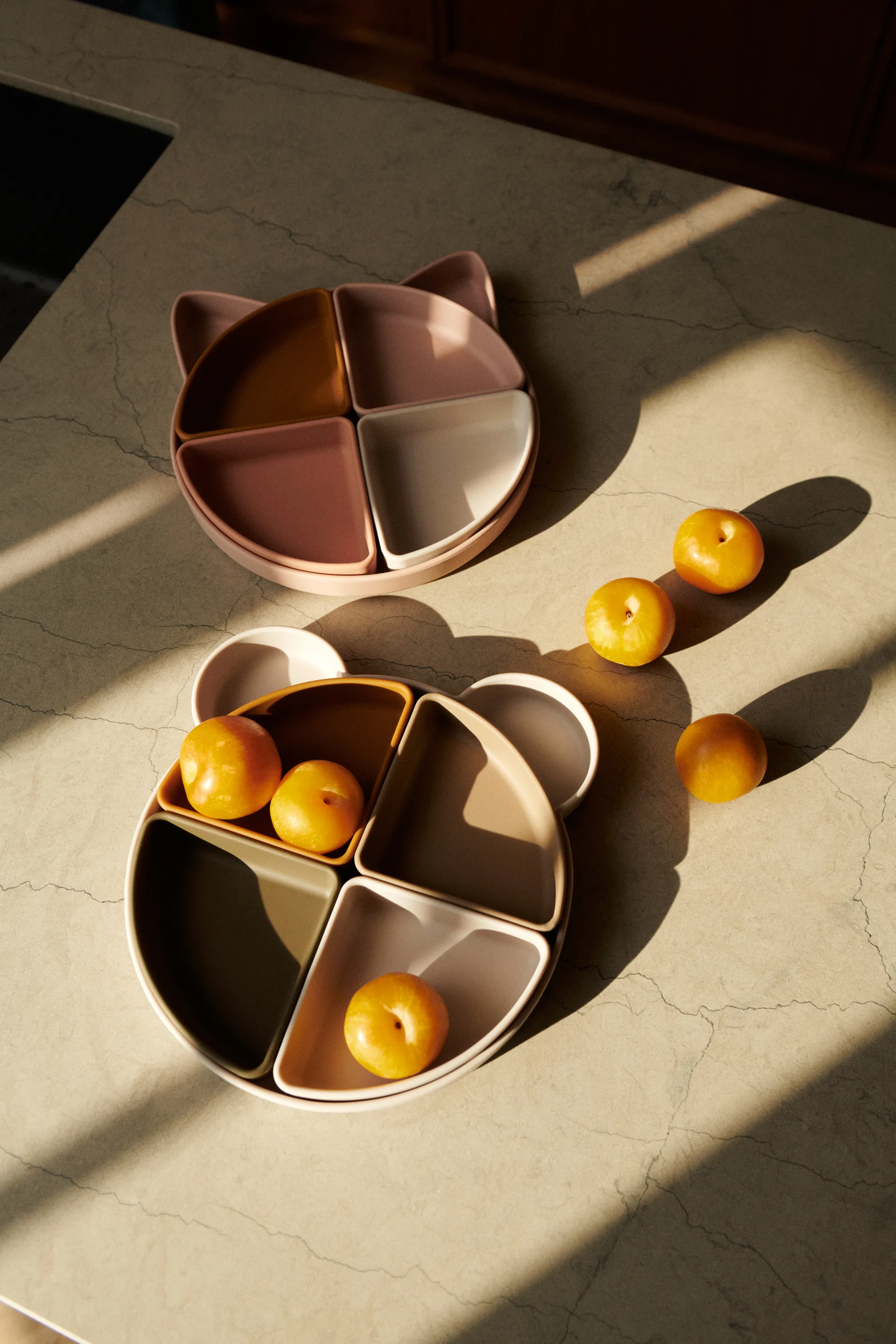 Arne kinderbord + 4 schaaltjes, Cat rose multi mix Liewood