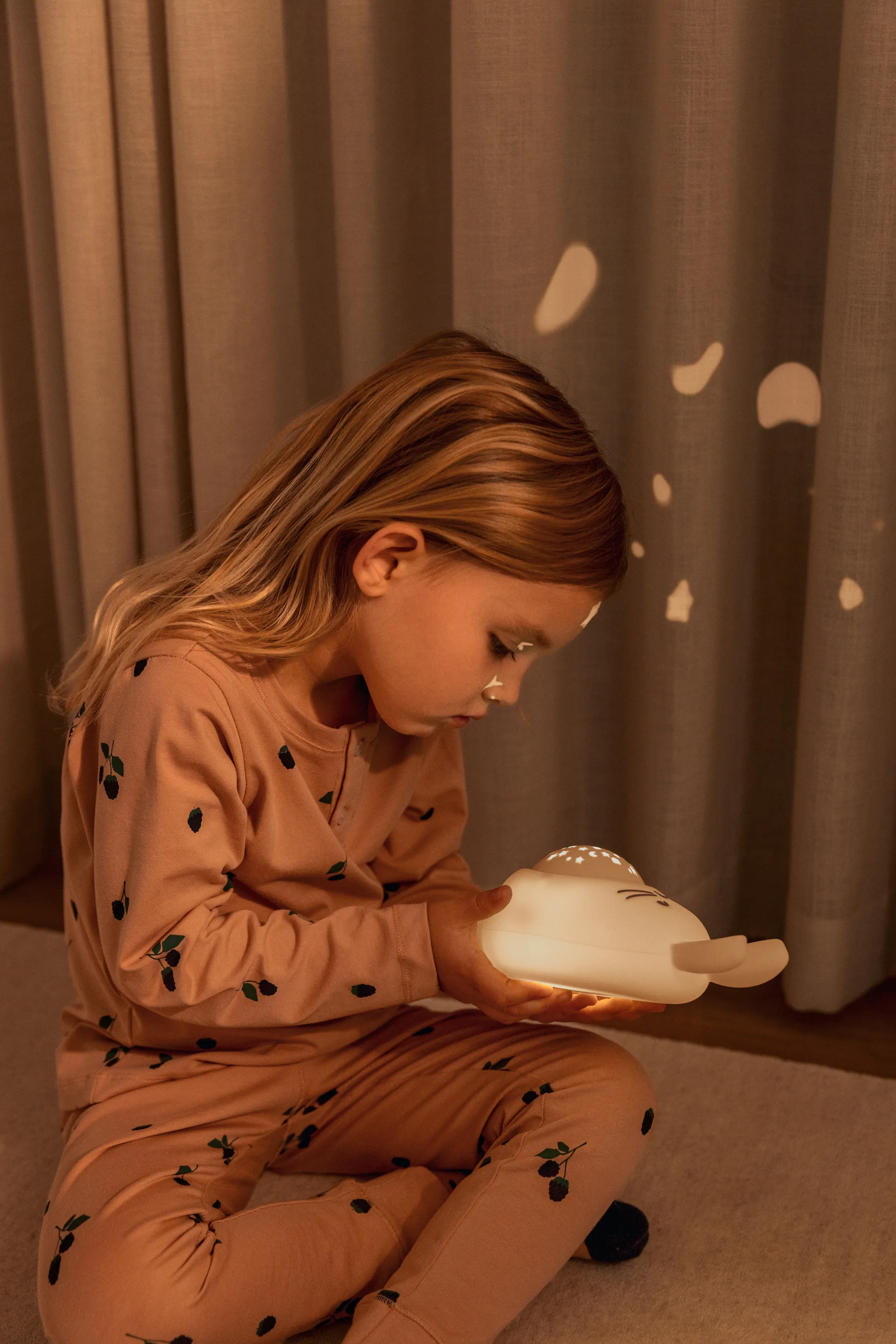 Manuel konijn nachtlampje met projector en geluid, Sandy Liewood