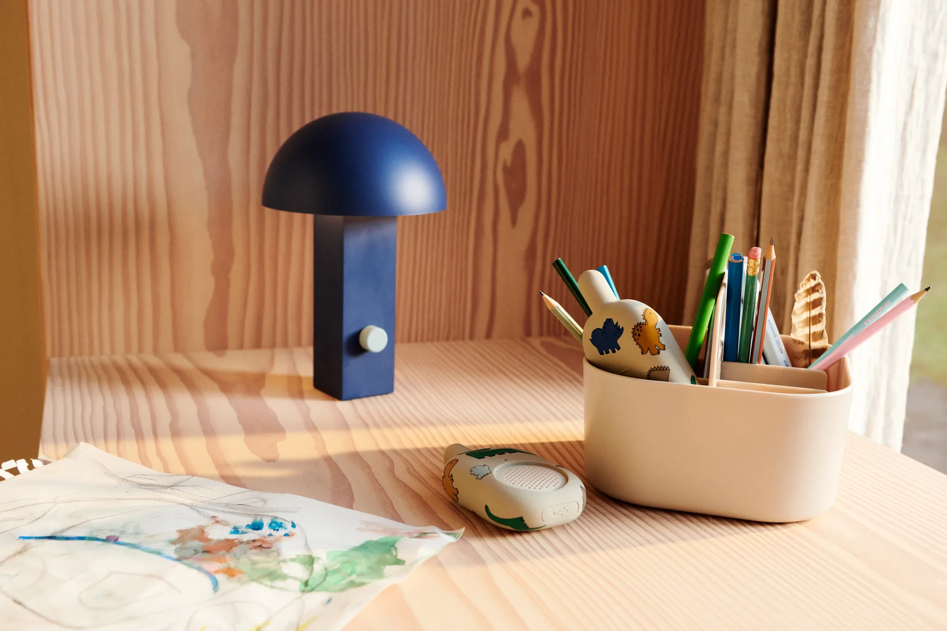 May sorteerbak, Sandy Liewood