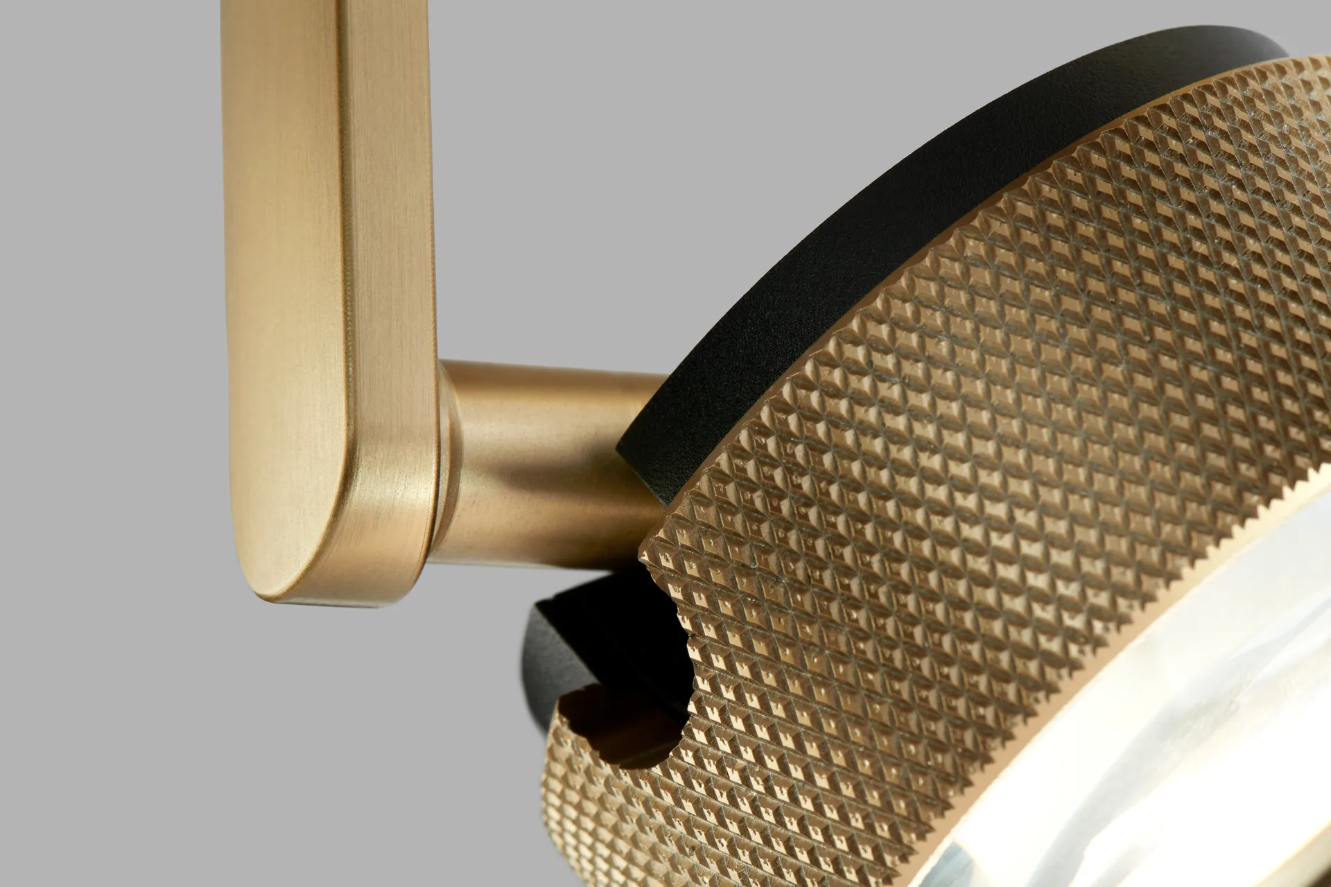 Cosmo C1 plafondlamp switch tune, Brass Light-Point