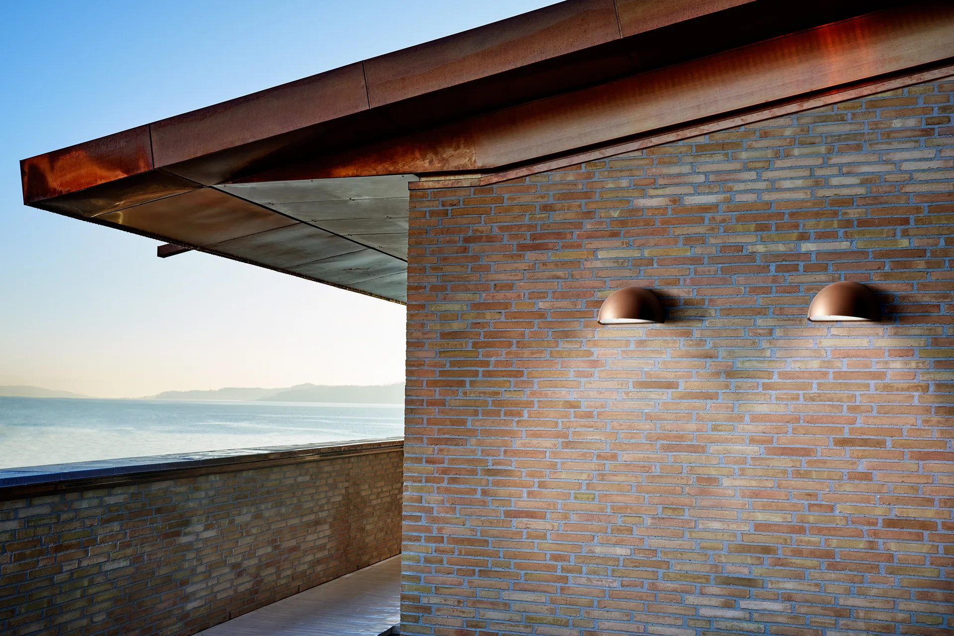Rørhat muurlamp, Copper raw, LED Light-Point