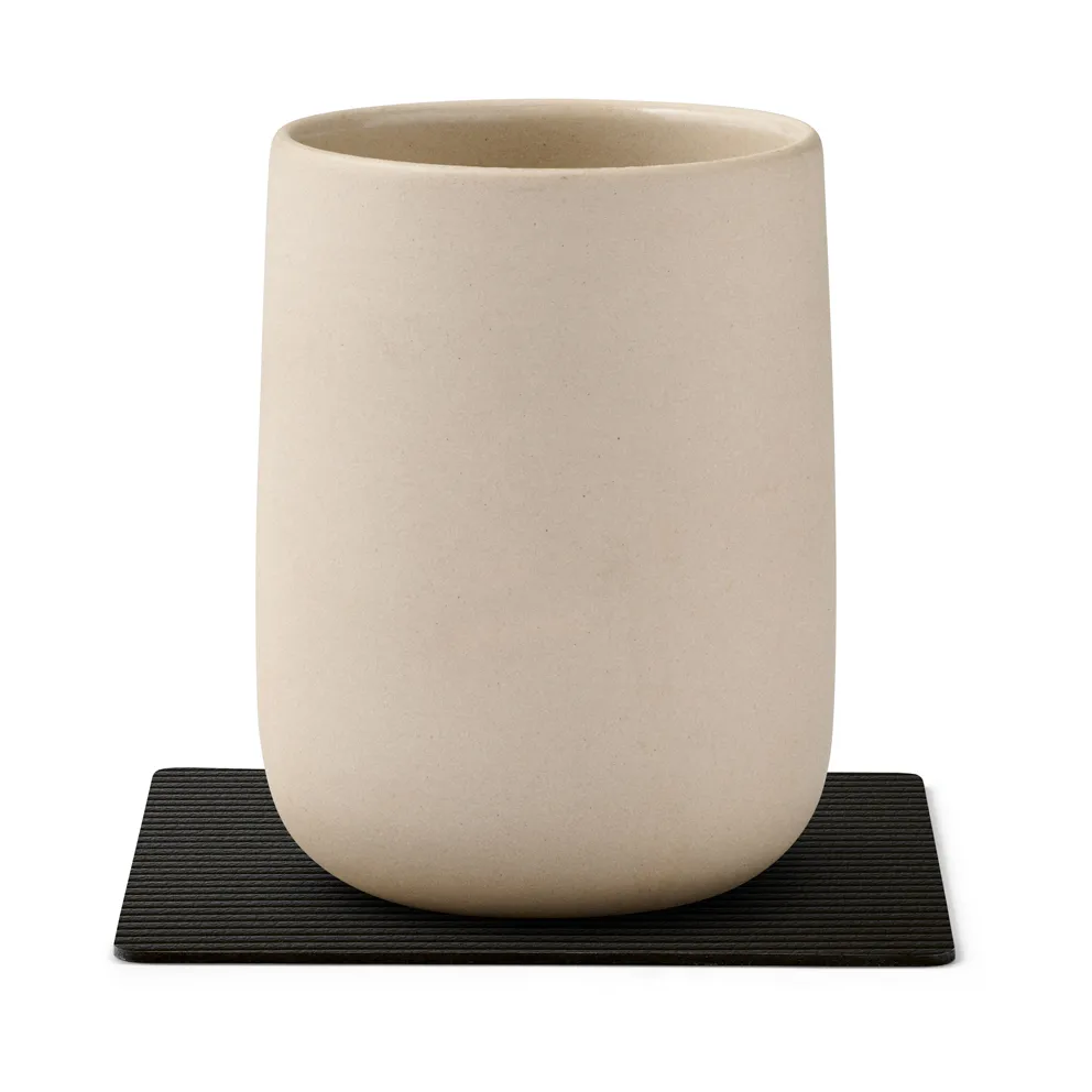 Corduroy onderzetter square, Black ink LIND DNA