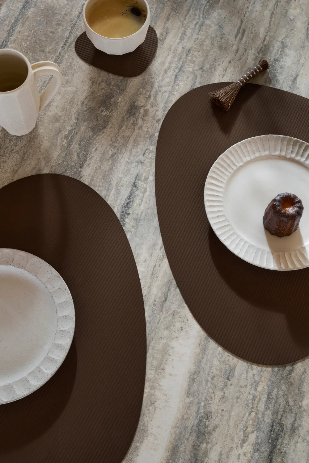 Corduroy placemat curve L, Hazel LIND DNA