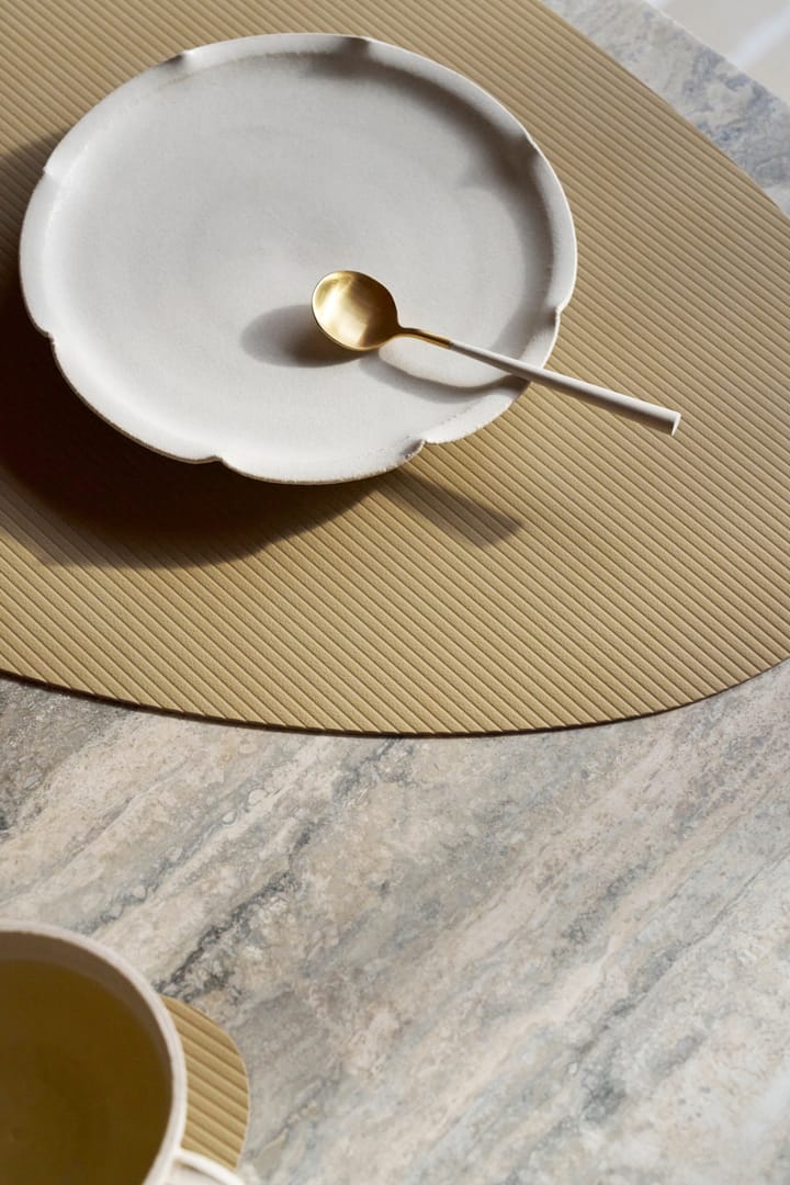 Corduroy placemat curve L, Lemon Sorbet LIND DNA