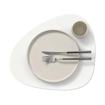Corduroy placemat curve L - Pure white - LIND DNA