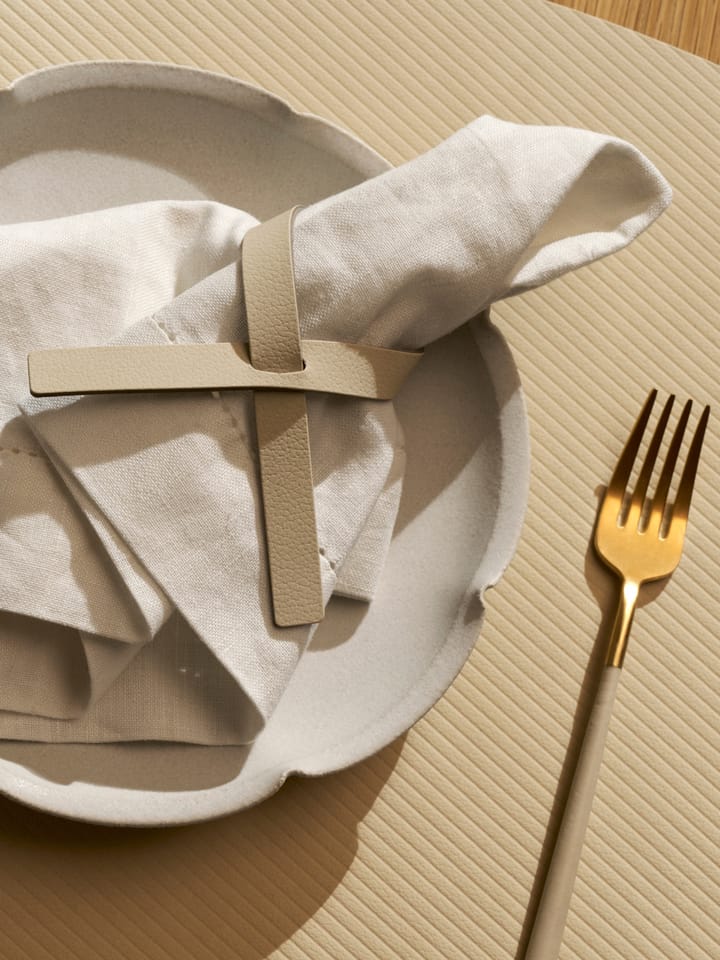 Corduroy placemat curve L, Vanilla LIND DNA