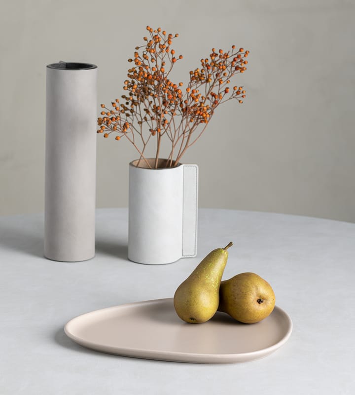 Curve Stoneware bord 26x30 cm, Sand LIND DNA