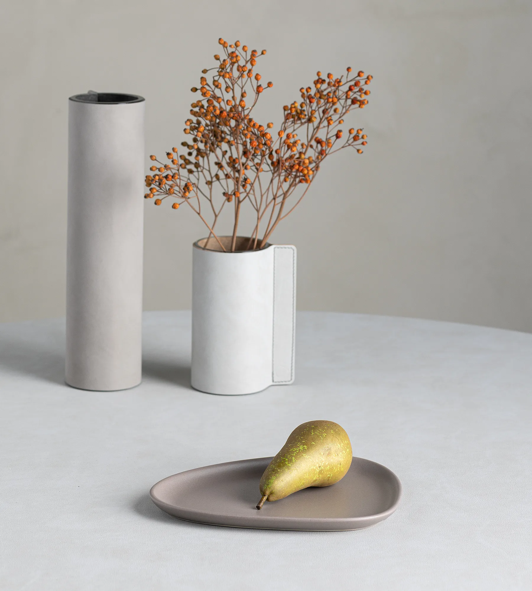 Curve Stoneware bordje 19x22 cm, Warm grey LIND DNA