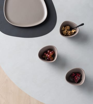 Curve Stoneware kom S 10x11 cm - Warm grey - LIND DNA