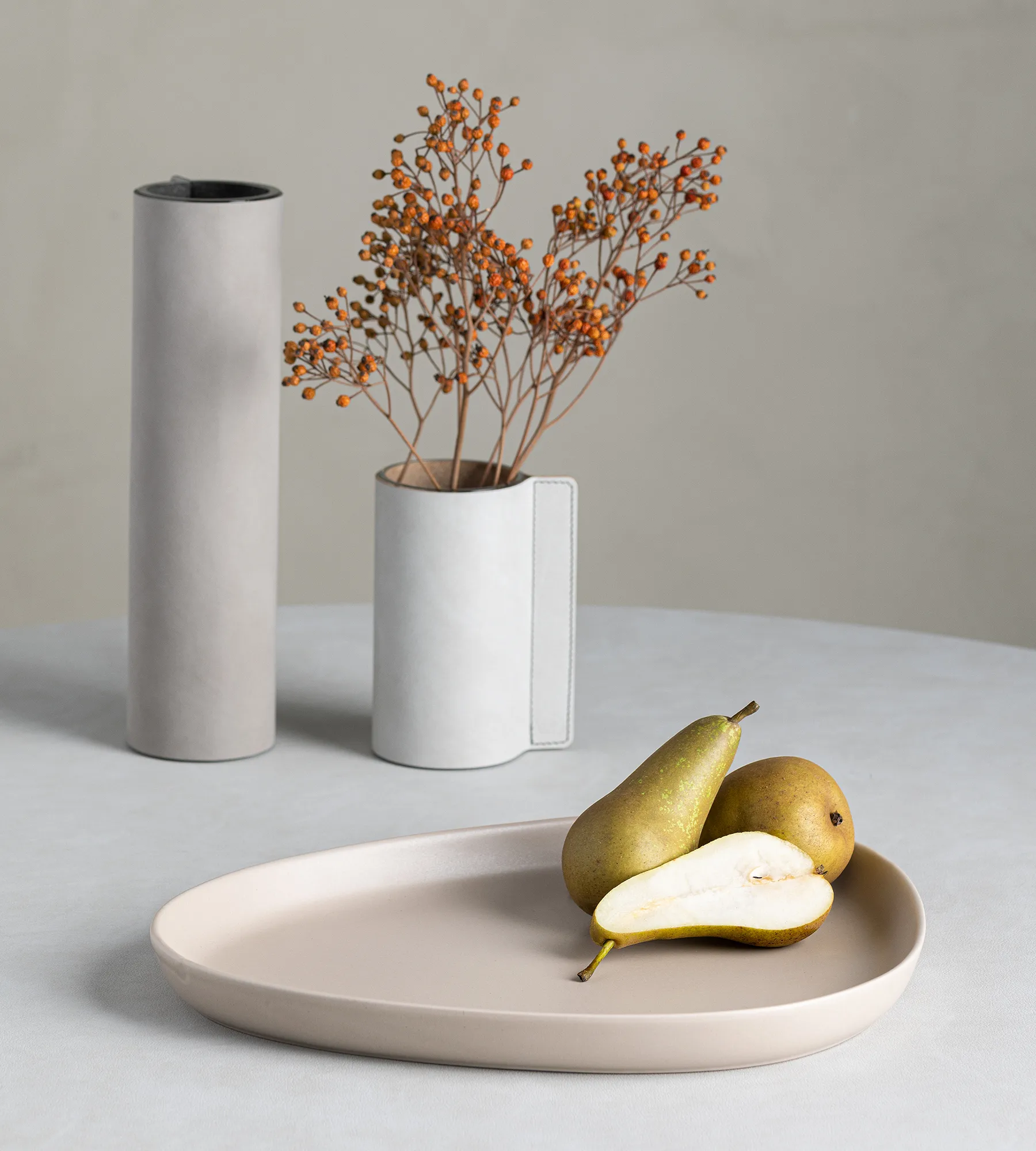 Curve Stoneware serveerschaal 30x35 cm, Sand LIND DNA