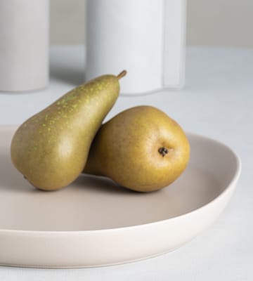 Curve Stoneware serveerschaal 30x35 cm - Sand - LIND DNA