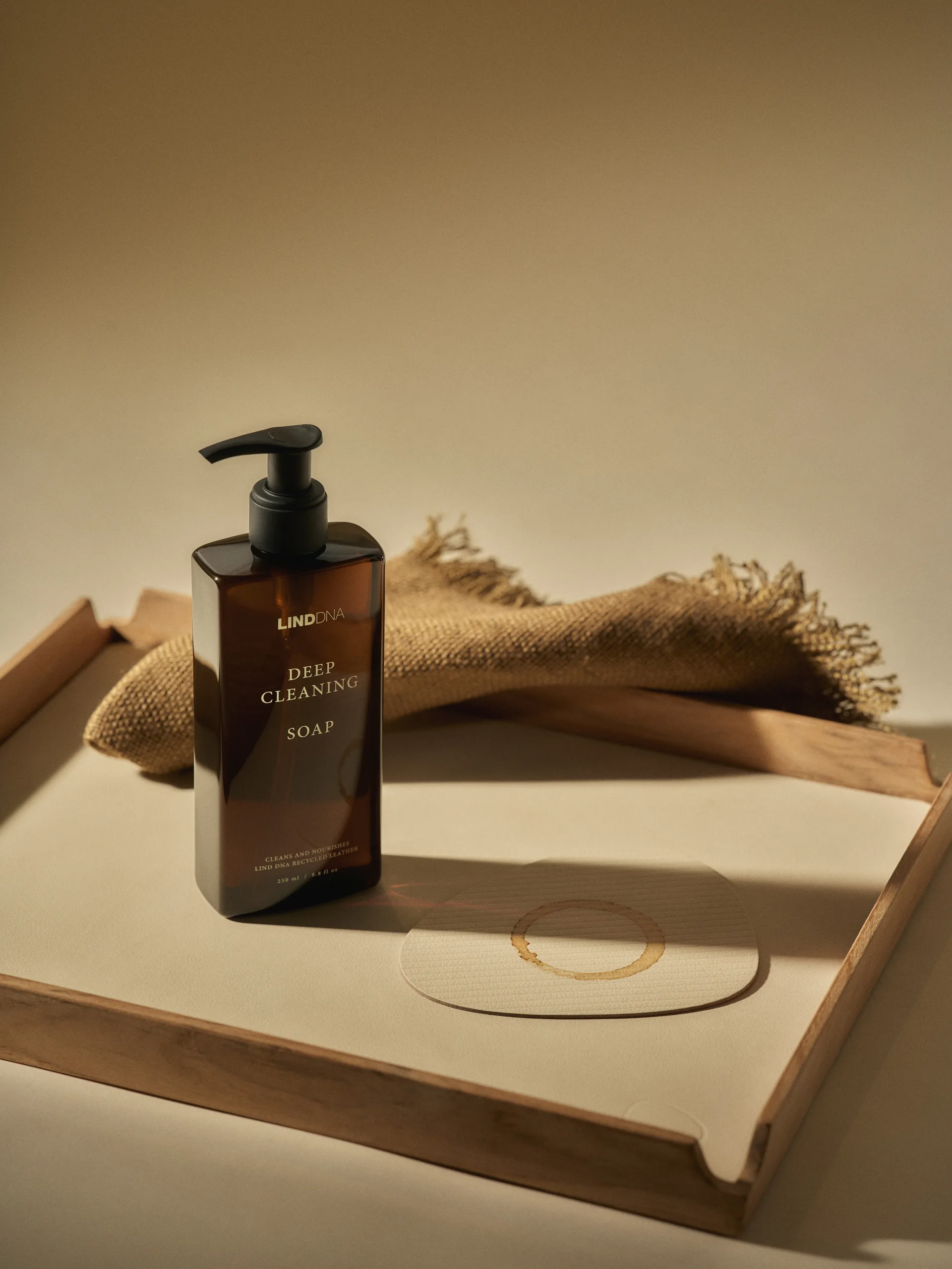 LIND DNA diepreinigende zeep, 480 ml LIND DNA