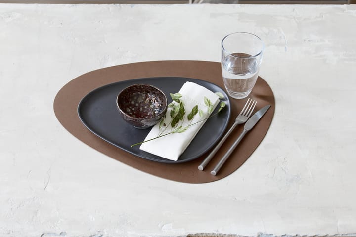 Nupo placemat curve L - donkerbruin - LIND DNA