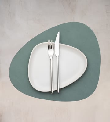 Nupo placemat curve M - Pastel green - LIND DNA