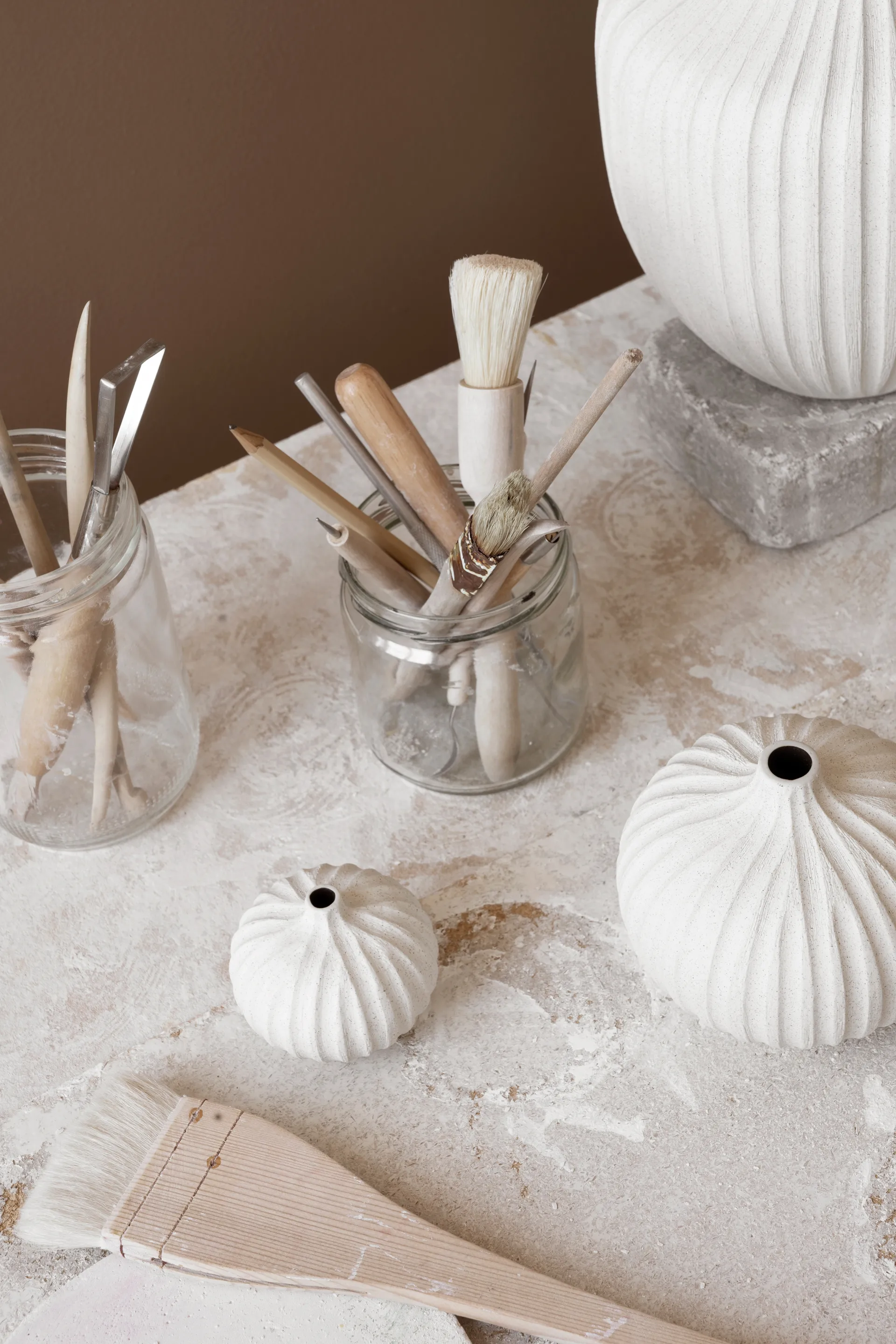 Bari vaas, Sand white light deep line, S Lindform