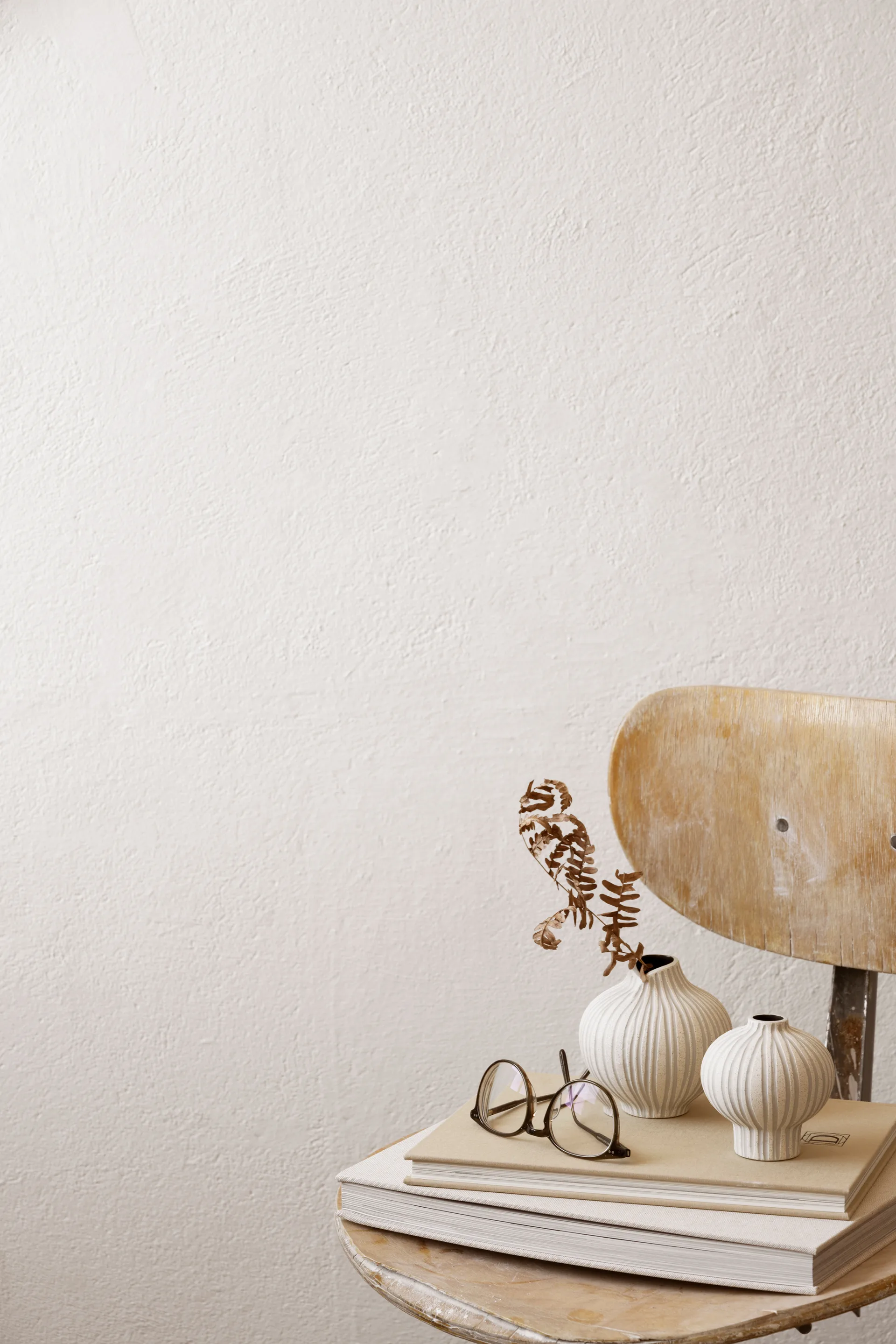 Line vaas, Sand white stone stripe, medium Lindform